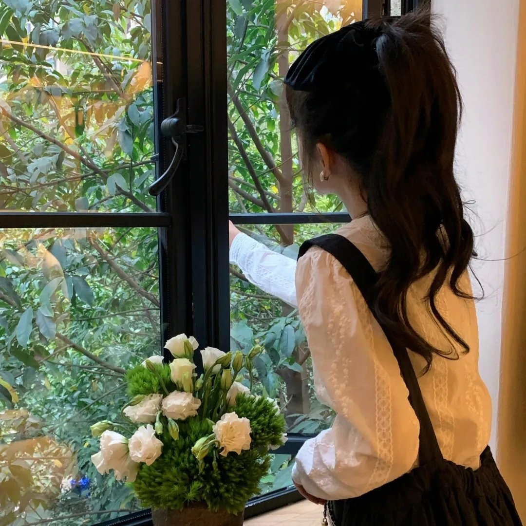 艾米丽·布莱尔的秘密